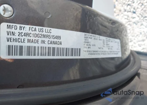 2021 Chrysler Voyager Lxi z USA, uszkodzony, nr VIN 2C4RC1DG2MR515489